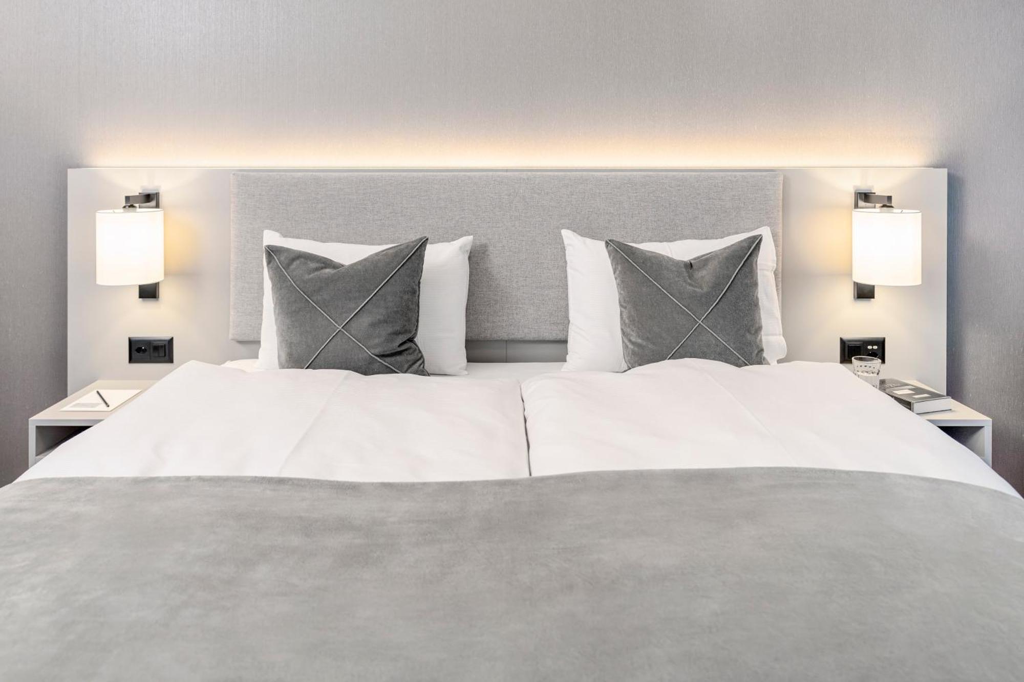 - Papieri-ring Apartment Cham